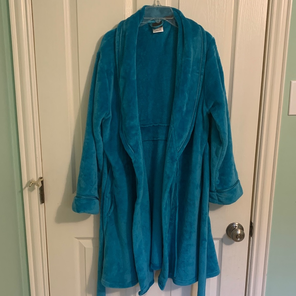 Teal Fuzzy Robe size S